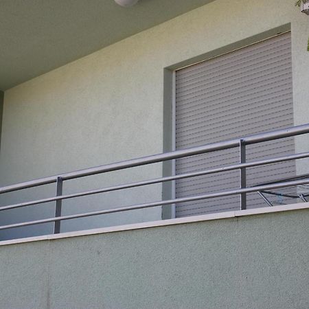 Toni Appartement Omiš Buitenkant foto
