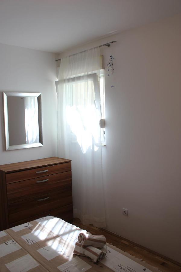 Toni Appartement Omiš Buitenkant foto