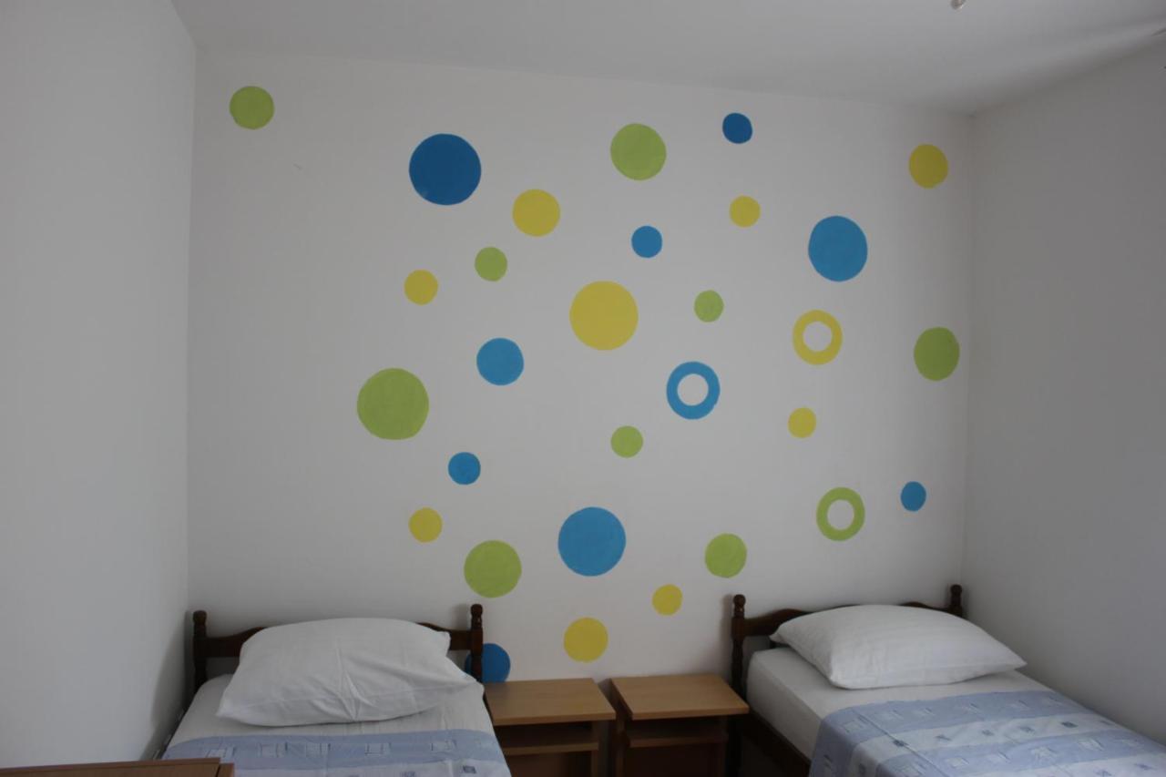 Toni Appartement Omiš Buitenkant foto